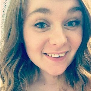 Meet your Posher, Catlyn